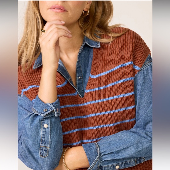 Central Park West Aiden V-Neck Vest - Picture 3 of 10